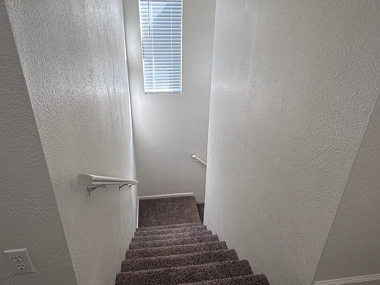 8001 Latham Ct #4 — Photo 5