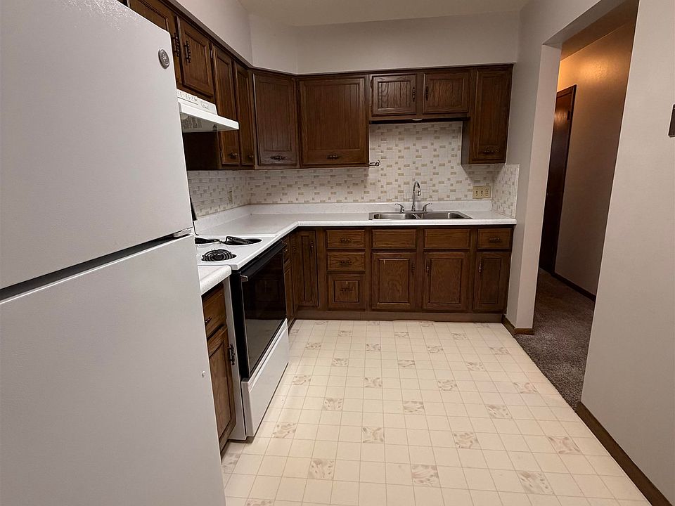 1st image of 1501 Hill Ave #1
