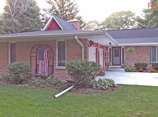 42W490 Kedeka Rd, Sugar Grove, IL 60554