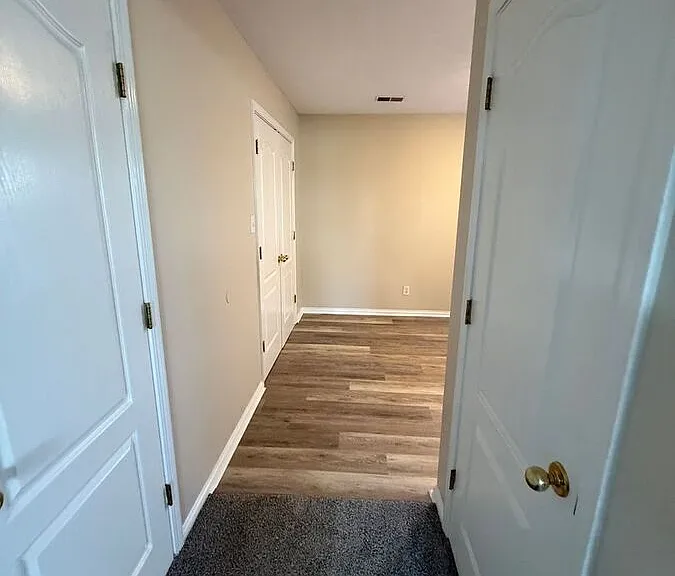 221 John Sutherland Dr — Photo 8