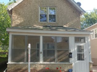 49 Winifred St W, Saint Paul, MN 55107