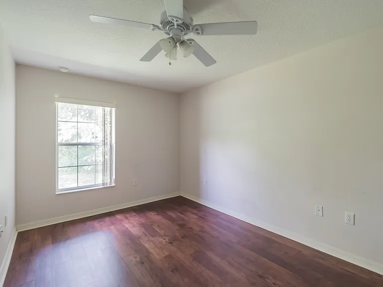 500 Paulling Dr #1 — Photo 8