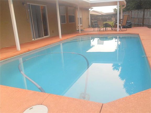 3rd image of 156 Seven Oaks Dr