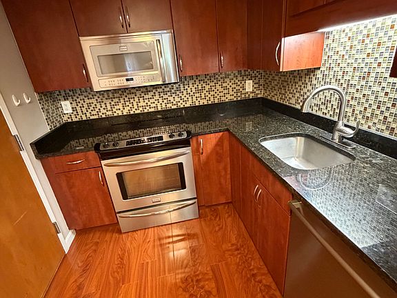 4th image of 189 Littleton Rd Unit 29