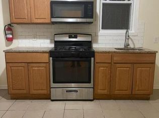 512 S 17th St #1, Newark, NJ 07103