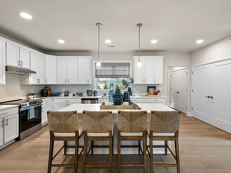 Mystic Cove - Luxury Lakefront Living — Photo 69