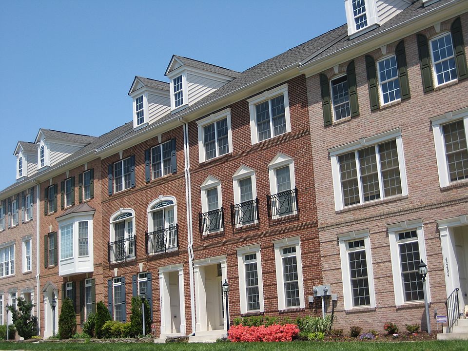 1st image of 42492 Legacy Park Dr