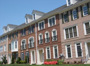 42492 Legacy Park Dr, Ashburn, VA 20148