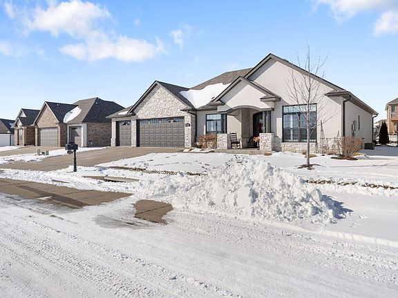 3rd image of 5959 Screaming Eagle Ln
