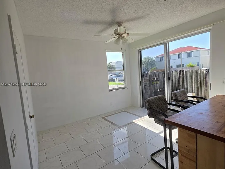 21250 NE 8th Pl #1 — Photo 7