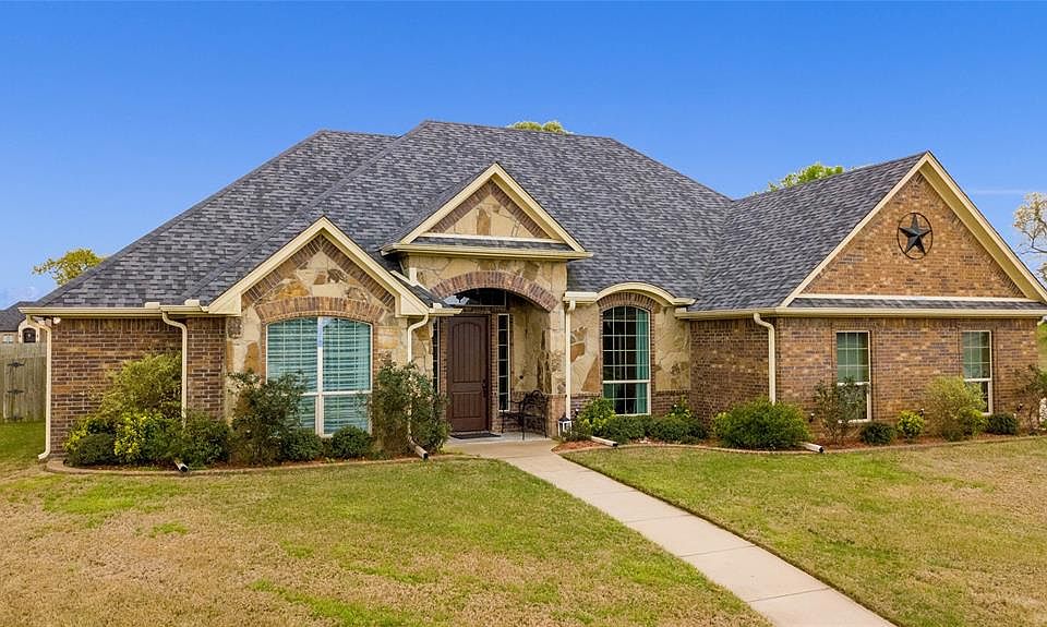 1st image of 482 Zambezi Ln