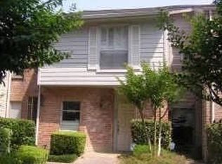 5952 Woodway Place Ct, Houston, TX 77057
