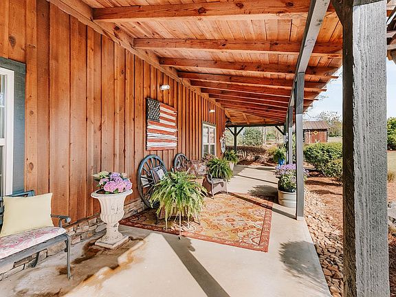 9th image of 4424 Ansley Rd