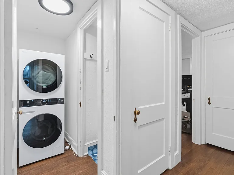 27 Wagner Ln #2 — Photo 6