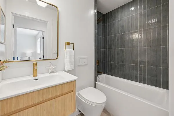 397 Mangels Ave — Photo 25