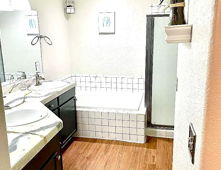 12450 E Iliff Pl — Photo 3