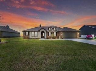 155 Clear Creek Ln, Rhome, TX 76078