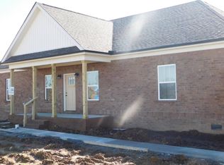 2511 Warner Ridge Dr, Chapel Hill, TN 37034