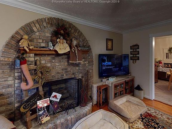 4th image of 111 Steiner Dr