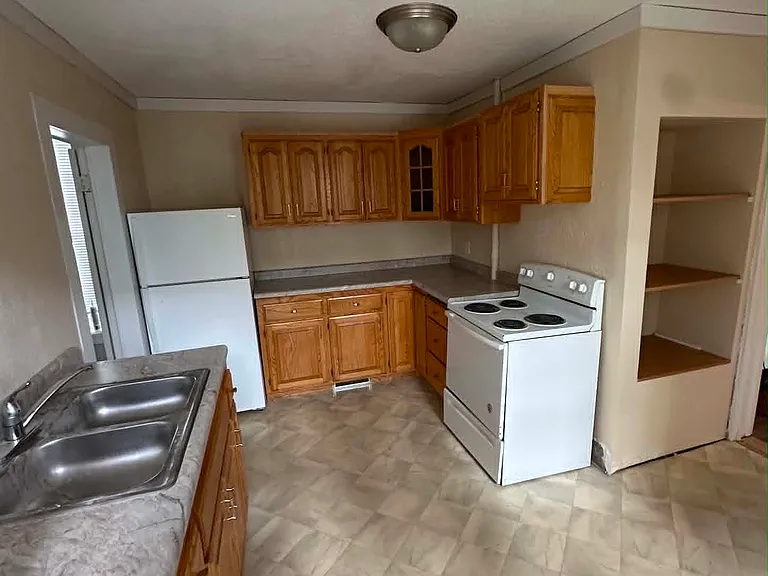 813 Main St #1 — Photo 2