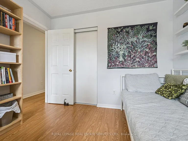 2485 Wooden Hill Cir — Photo 26