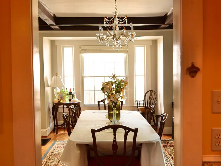 539 Delaware Ave — Photo 6