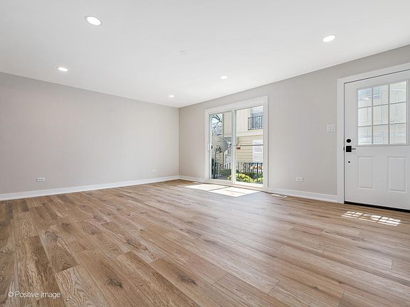 2nd image of 19334 Oak Ave Unit 18