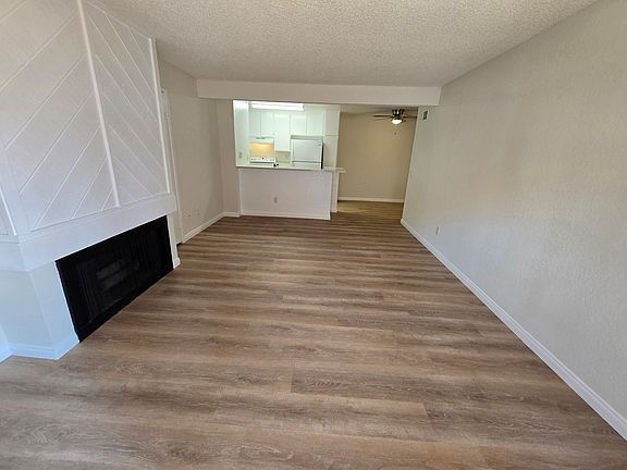 3rd image of 9169 Village Glen Dr Unit 161