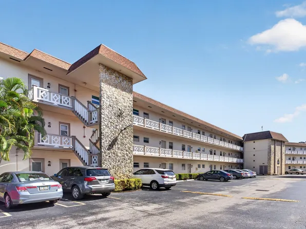 5181 W OAKLAND PARK Boulevard #104, Lauderdale Lakes, FL 33313