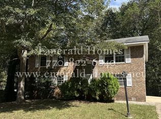 6624 Stark Ct, Riverdale, GA 30274