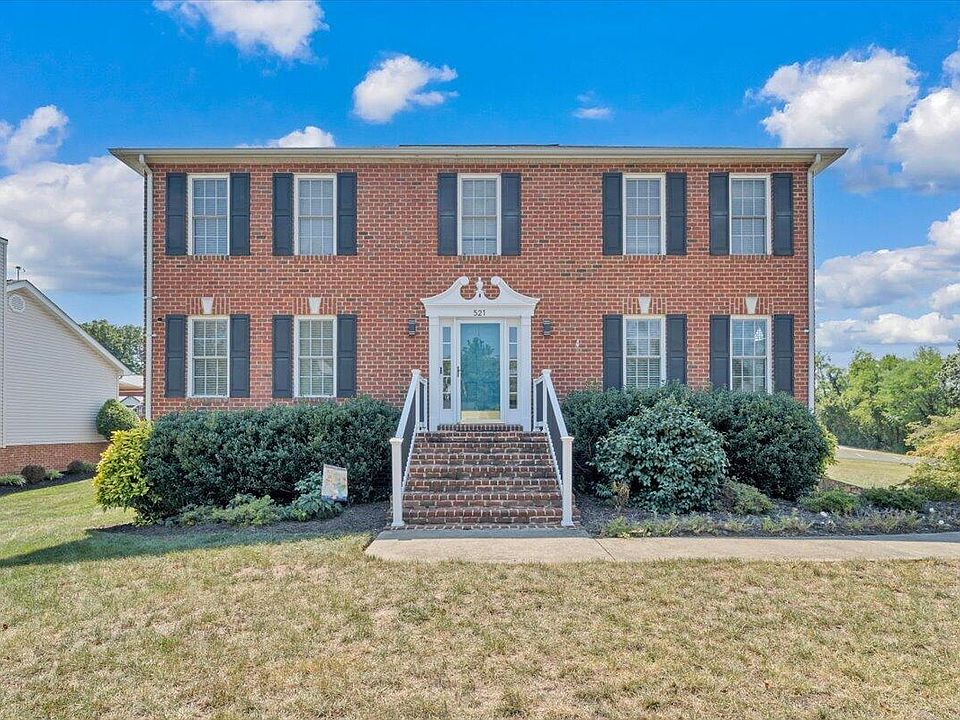 1st image of 521 Ridgecrest Ln
