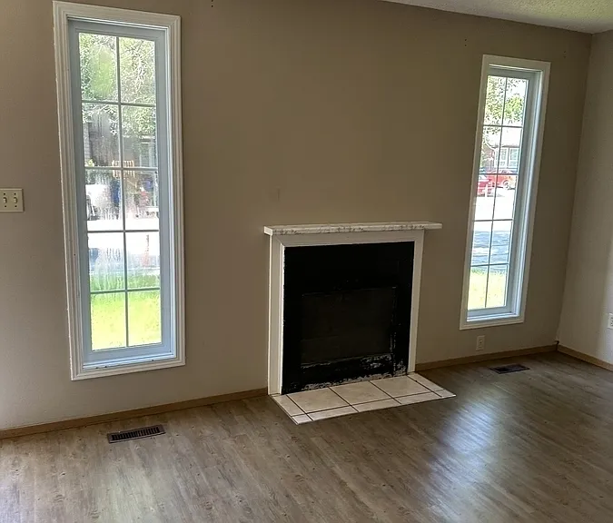 209 Thomson Ave #1 — Photo 3