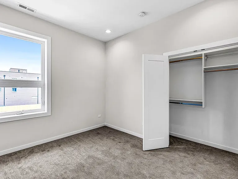 4906 S Saint Lawrence Ave #3 — Photo 20