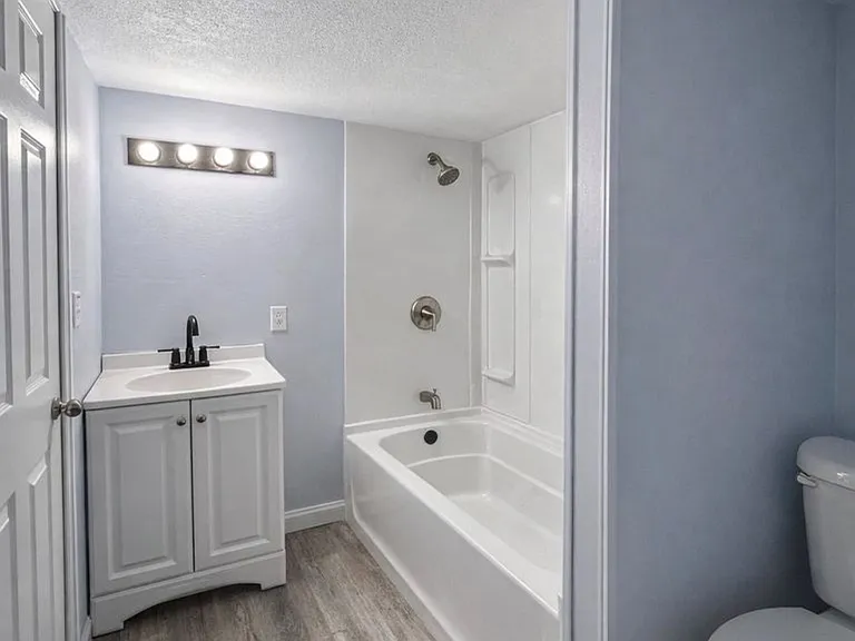 800 E Gordon St #1 — Photo 8