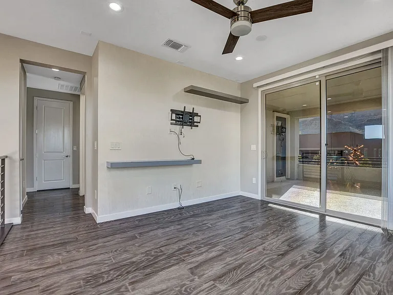6005 Andezano Dr — Photo 49
