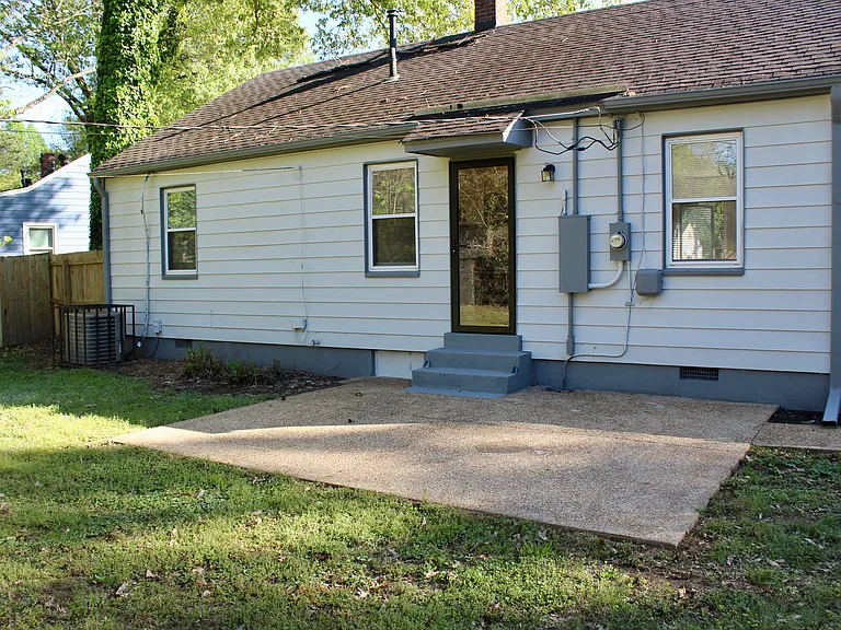 4264 Eastern Cv — Photo 18