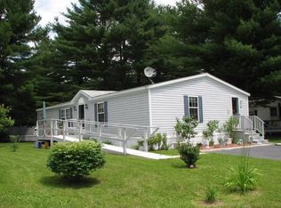 8 Larry Ln, Brunswick, ME 04011