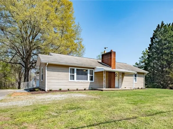 3283 Us Highway 64 E, Advance, NC 27006