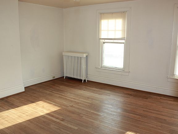 Large master bedroom