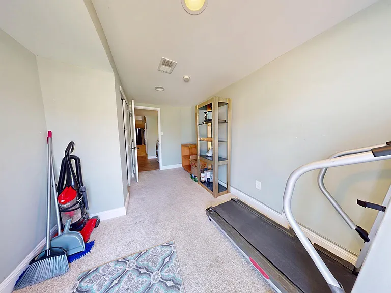 8902 Blue Grass Rd — Photo 16