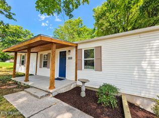 5828 Eldridge Rd, Knoxville, TN 37918