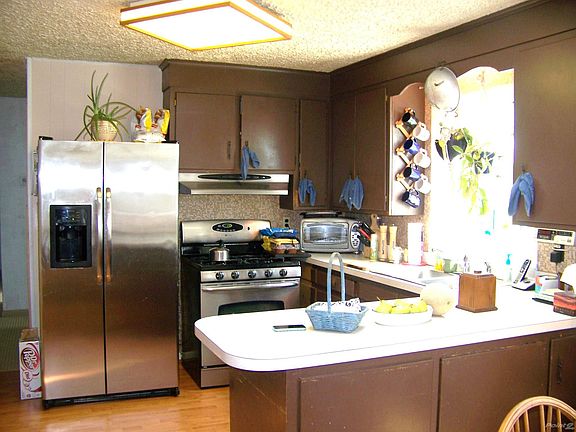 Stainless Appliances in Kitchen