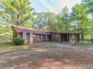8854 W Hillcrest Blvd, Baldwin, MI 49304