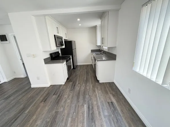 Oxford Villa Apartments, 4424 S Centinela Ave APT 209, Los Angeles, CA 90066