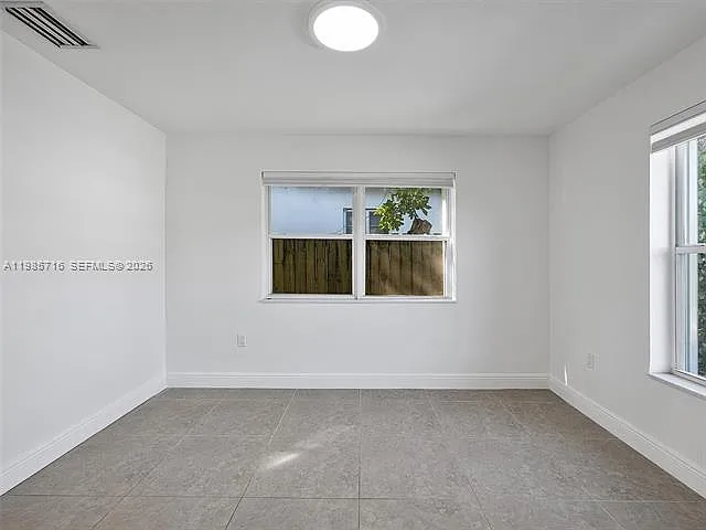 340 NW 45th St — Photo 21