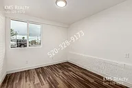 229 W Jacinto St — Photo 7
