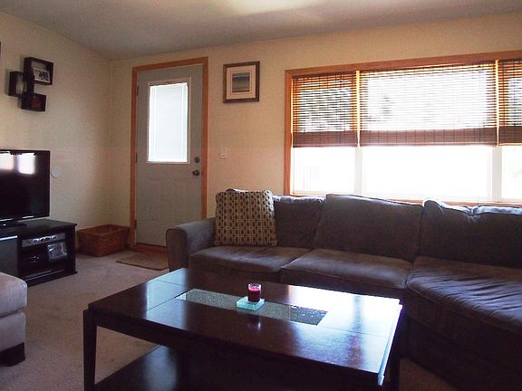 4th image of 62B Francine Ct #70B