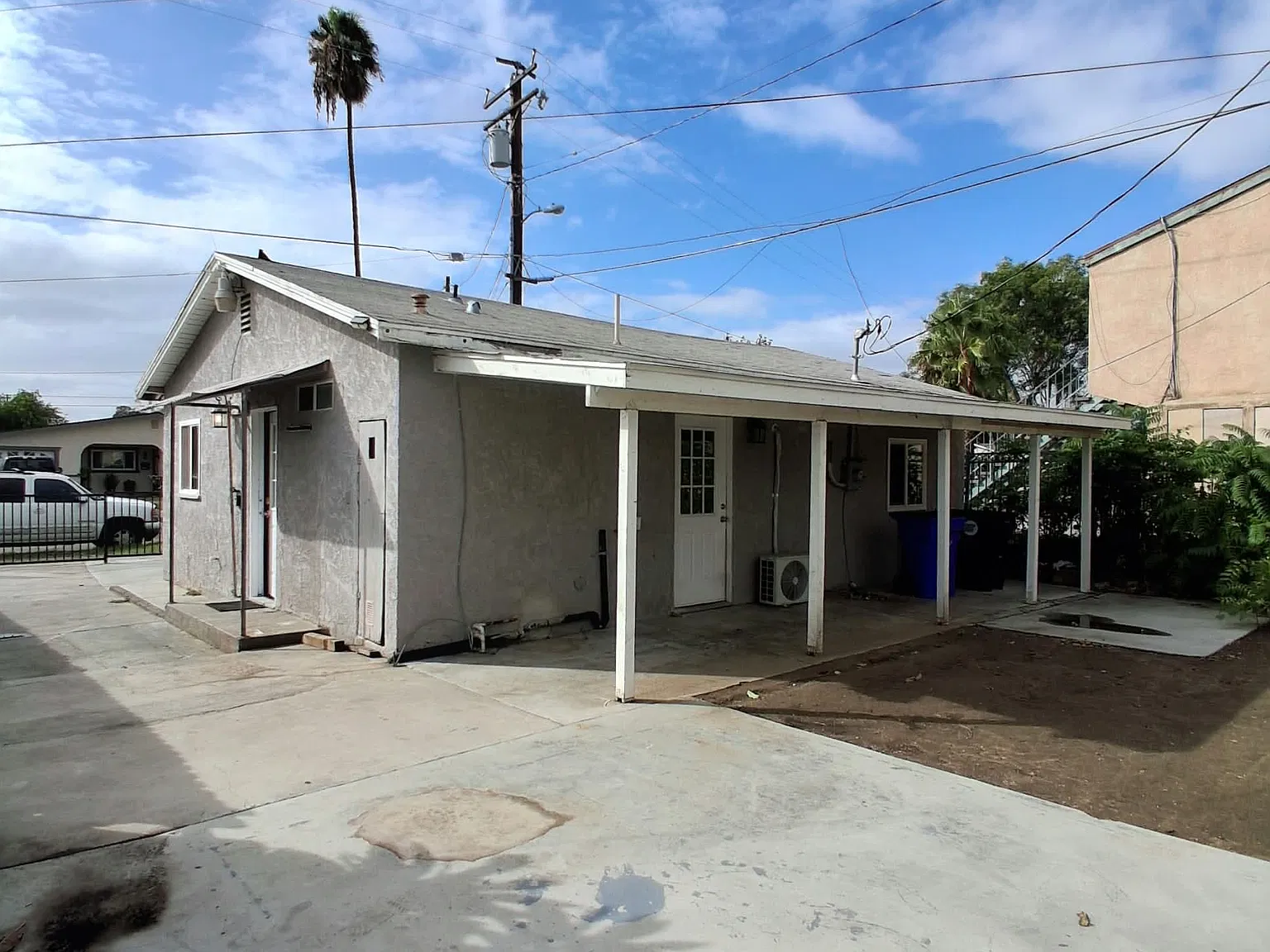2 bed, 950 sqft, $2,450 — Photo 2