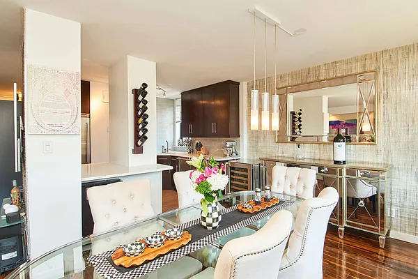 Sold by Nest Seekers International | media 4