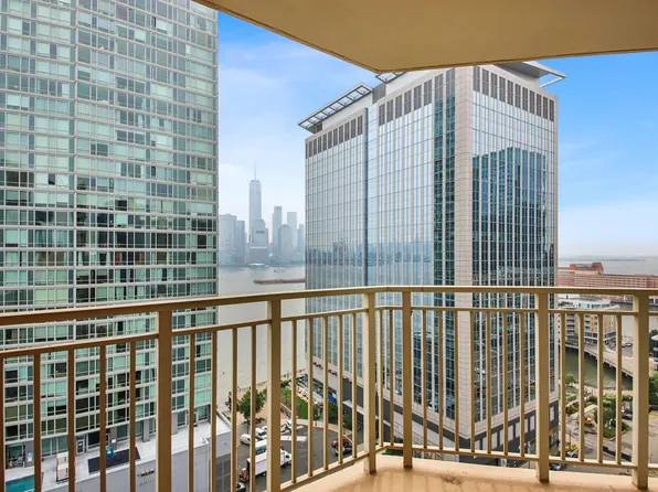 20 2nd Street image 27 of 43